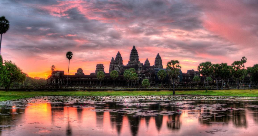 Angkor Wat Highlights 2 Days Tour with Sunrise and Sunset